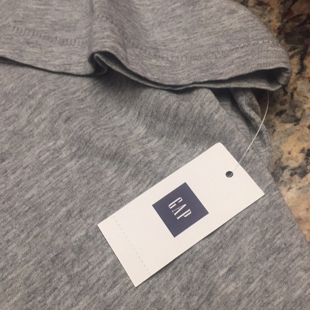 Gap tee - Picture 3 of 3